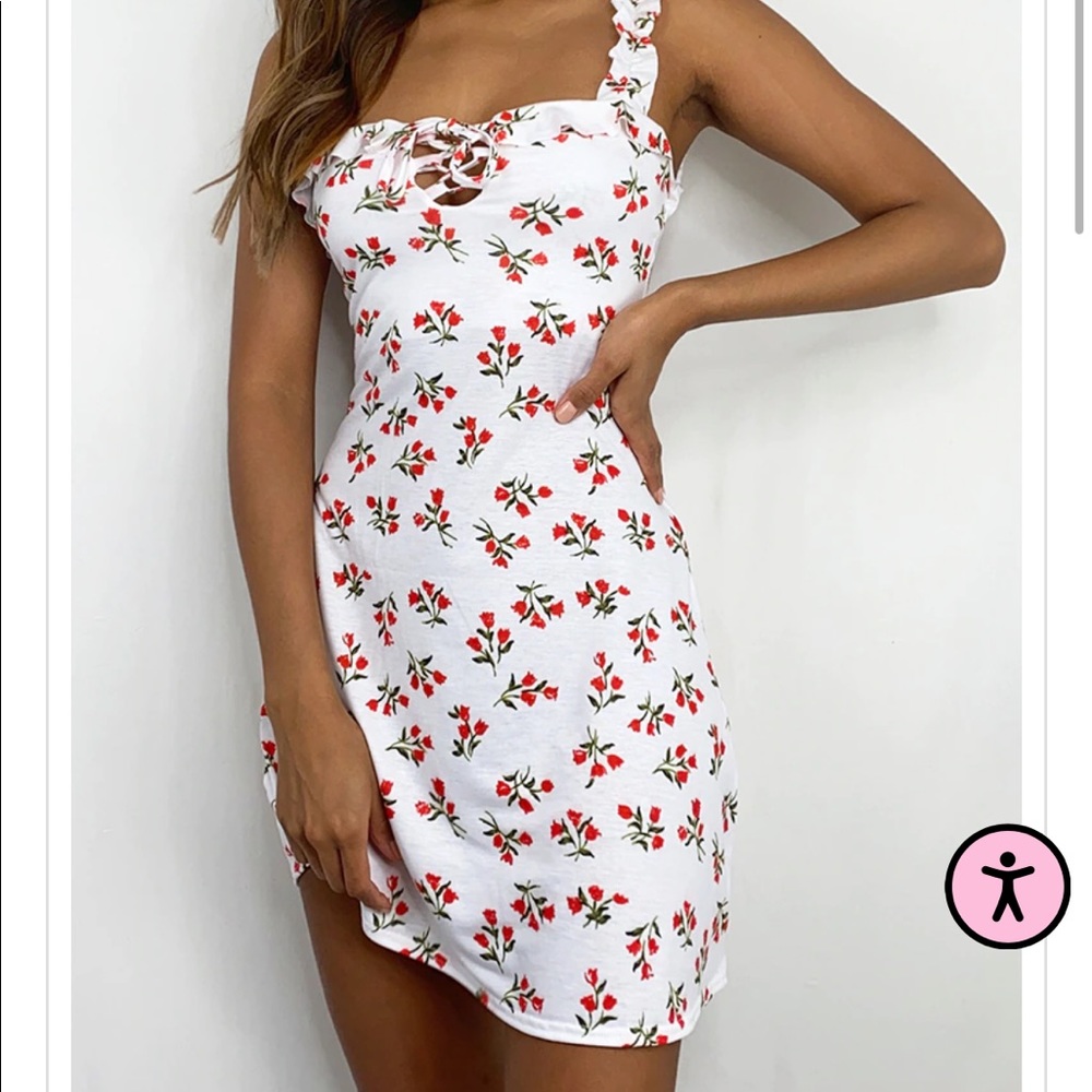 Brand new Cream Floral Print Frill Detail Shift Dress size 6